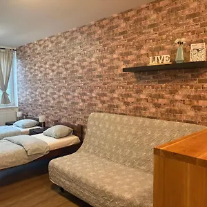 https://zizkov-cosy-studio-apartments.praguehotelsweb.com